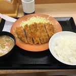 Katsuya - ロースカツ定食（690円→年末感謝祭価格500円）