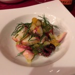 リオス ボングスタイオ - タコとセロリ、オレンジのサラダ仕立て