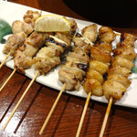 串焼き・魚 新宿宮川 - もも正肉、鶏とねぎ、ぼんじりです
