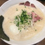 【あわしゃも 醤油】『濃熟醤油らーめん』通常650円