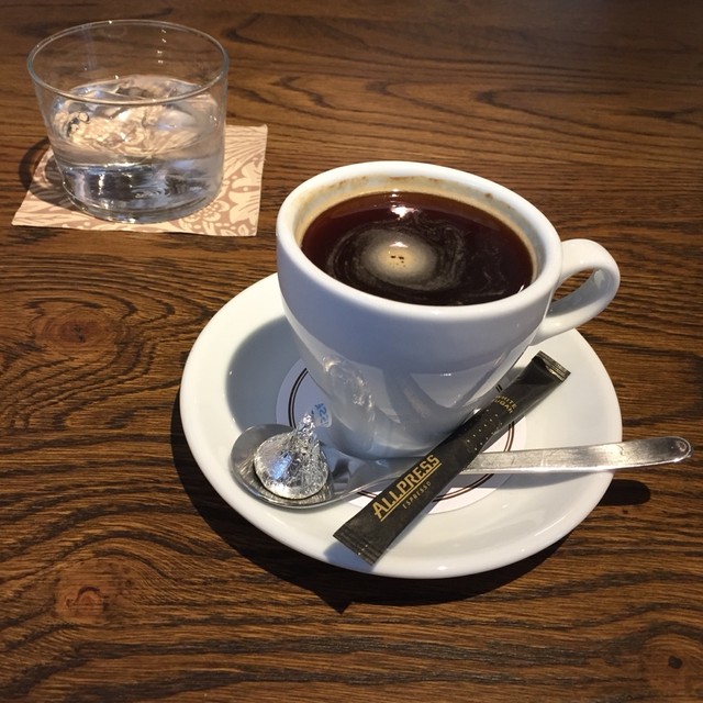 【移転】カーサ カマクラ エスプレッソ （CASA. Kamakura Espresso.） 長谷/カフェ 食べログ