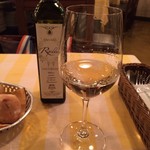 イル・パチョッコーネ・カゼイフィーチョ - 白ワイン、￥700