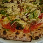 イタリア食堂amico - 栃尾産長ネギと牛そぼろのピザ