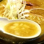 みたび - みたびラーメン【スープ&刻み玉ねぎ】