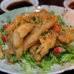 坤記煲仔小菜 - 椒鹽九肚魚