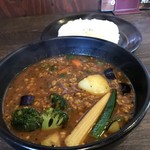 SAMA - 【2016年09月】キーマ納豆(トマトスープ辛さ4番)＠990円、提供時、結局これなんです。