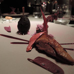 クラフタル - 鳩のロティ、ガナッシュ、アメリカンドック