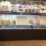 満寿屋商店 - 白スパサンド健在！