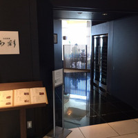 日本料理 旬彩 - 店舗入り口付近