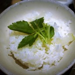 つきじ 文化人 - 大根、三つ葉　ランチ日替り飯＝100円