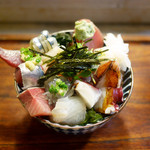 海鮮どん ¥1,000