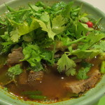 クルワ・プリックタイ - トムセーブ（イサーンの酸っぱいモツ鍋）