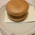 すし善 - モナカアイス