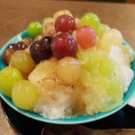 こちかぜ - ぶどう10種盛り(2500円)