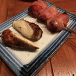 やきとんと豆皿 ましかく - ミニトマトベーコンと豆腐