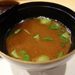 完全個室 天鮨 - 赤だし