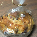 満寿屋商店 - 木の実と自家製酵母（ハーフ）＠300円