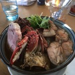 食い味の道有楽 - 具は鮟鱇の肝、渡り蟹、肉味噌玉、低温調理チャーシュー、水菜、大豆モヤシ、白菜(2016.12再訪)