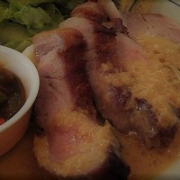 ダン ル シエル - ソテーされた茶美豚アップ。これは当たりの美味さ！。