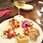 ピッコロジャルディーノ - ある日の前菜盛り合わせ