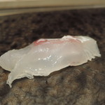 完全個室 天鮨 - 鯛　２日間熟成させて