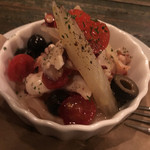 シバサキ キャンプ - タコとセロリのマリネ 480円。