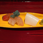 銀座 しのはら - お造り１皿目ははり烏賊、ボタン海老