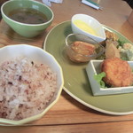 KICHITONARU KITCHEN - 