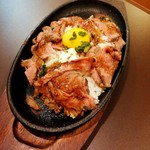 鉄板ローストビーフライスセット 980円