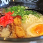 武虎 - 背脂豚骨ラーメン