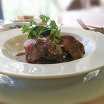 シバキ - 牛肉の赤ワイン煮