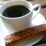 カザーナ・コーヒー - ドリップ＆フロランタン