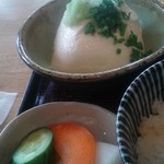 蕎麦処 みかわ - 豆腐　お新香