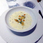 ラ・ファソン 古賀 - 牡蠣のムニエルの白菜クリームスープ