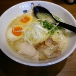 海とトリトン - 濃厚鶏白湯味玉のせ　750円（税抜）