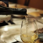 Teppan Suteki Hausu Aoyama - 白ワイン
                        DOMAINE Des GUYONS
                        ¥5,000
                        
                        ●ランチ利用●