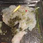 俺のフレンチ・イタリアン AKASAKA - 魚介のカルパッチョ。本日は河豚。少し食べてしまった。