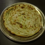 印度屋キッチン・ダバ - タンドリーパラタ