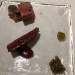 ウシマル - ジャージー牛と、野鴨の炭火ロースト