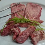 みょうが屋 - タン・タン元・サガリ