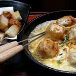 赤ひげ - 里芋のチーズ焼き