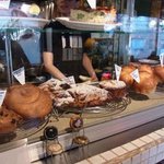 カフェ コチ - レジ横ではパンも販売しています