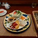 モーニングプレート＆ディンブラ（紅茶）