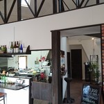 ラ モトリス - 調理場の方向