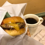 FRESHNESS BURGER - 