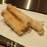 天麩羅･しゃぶしゃぶ・会席 中津川 - 天ぷらコース桜(9000円)は全5品で天ぷら13品☆彡
                天ぷら(才巻海老2点･季節の魚4点･季節の野菜7点)はレモンと抹茶塩と鹿児島の塩、大根卸し&天つゆで。穴子は身がホクホクでスゴく美味(*´艸｀)