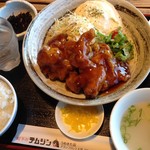 テムジン - チキン南蛮定食９０７円（税抜）