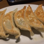 ドラゴンラーメン - 餃子350円