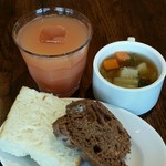 パリアッチョ - パン・ドリンク・スープ