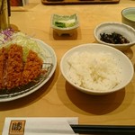 Tonkatsu Masaru - メンチカツ定食